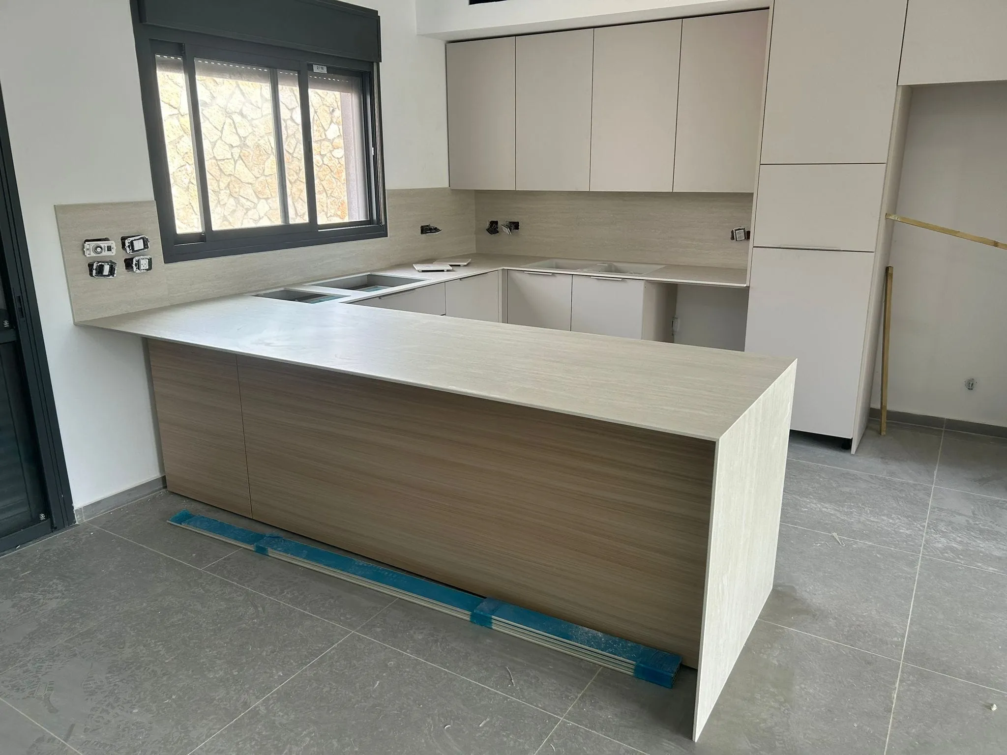 מטבחים — עבודת נגרות בהתאמה אישית מבית א׳ אדר (32)